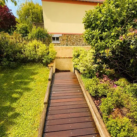 Σπίτι διακοπών Le Jardin De Beauregard - Maison Familiale Saint-Jean-de-Beauregard